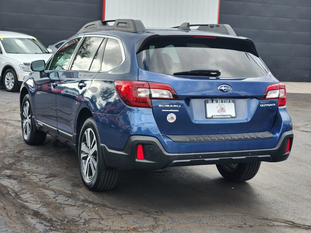 Used 2019 Subaru Outback 2.5i Limited AWD/4WD image 11
