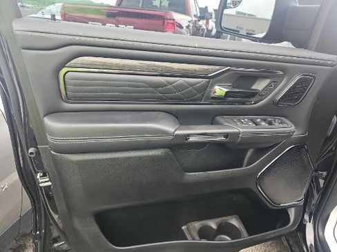 Used 2025 RAM 1500 Limited AWD/4WD image 5