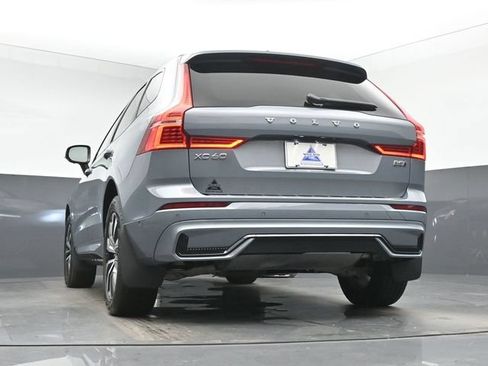 Used 2024 Volvo XC60 B5 Plus w/ Protection Package Premier AWD/4WD image 15