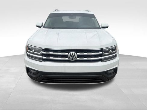 Used 2019 Volkswagen Atlas SE w/ Towing Package FWD image 4
