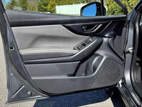 Used 2021 Subaru Crosstrek 2.5i Sport w/ Moonroof Package AWD/4WD image 9