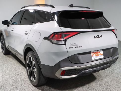 Used 2023 Kia Sportage X-Line AWD/4WD image 9