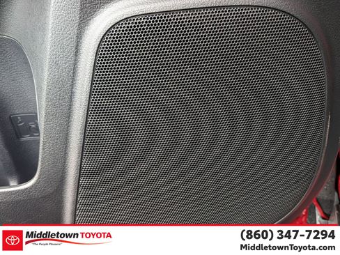 Used 2017 Toyota 4Runner SR5 Premium image 13