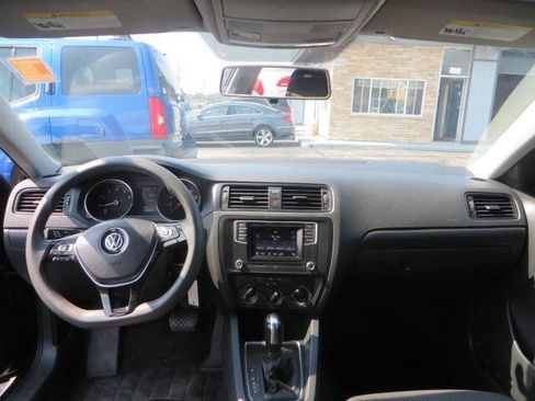 Used 2016 Volkswagen Jetta S FWD image 18