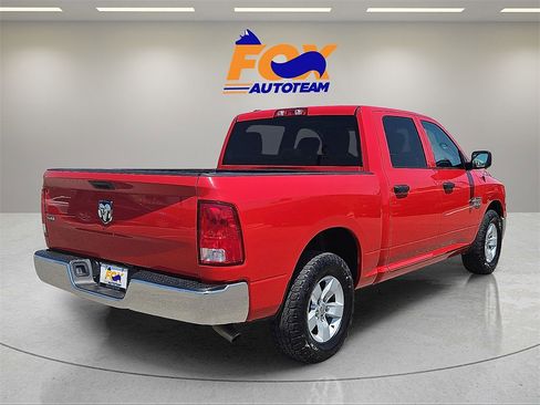 Used 2022 RAM 1500 Classic SLT image 11