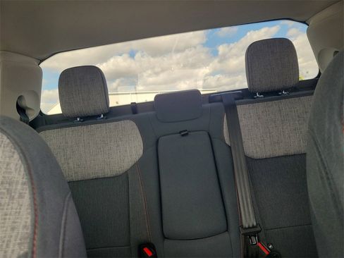 Used 2022 Ford Maverick XLT image 30