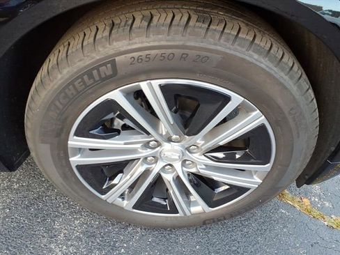 Certified 2024 Cadillac Lyriq Luxury image 12