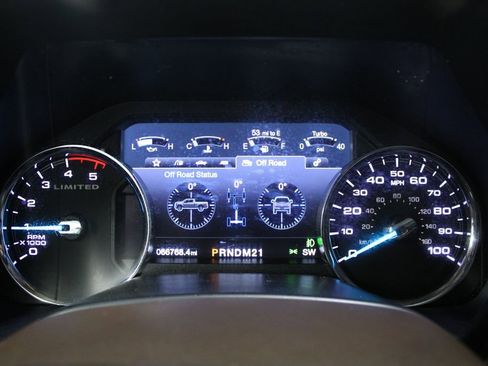 Used 2019 Ford F350 Limited w/ FX4 Off-Road Package AWD/4WD image 39