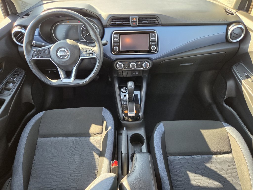 Used 2025 Nissan Versa SV FWD image 12