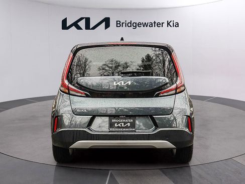 Certified 2025 Kia Soul LX image 6