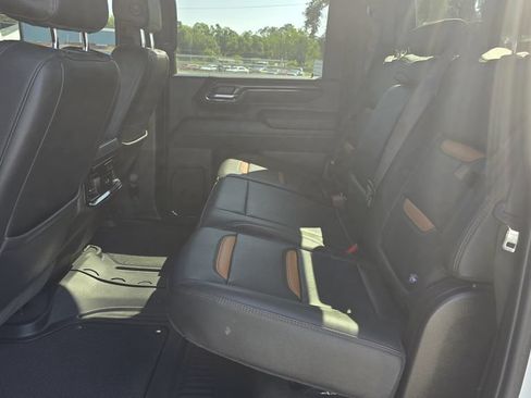 Used 2025 GMC Sierra 2500 AT4 AWD/4WD image 15
