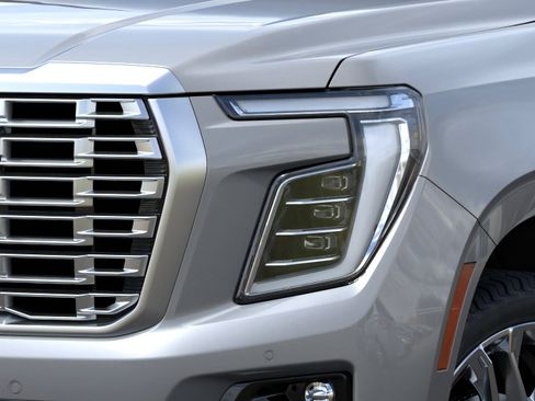 New 2026 GMC Yukon XL Denali w/ Denali Reserve Package AWD/4WD image 10