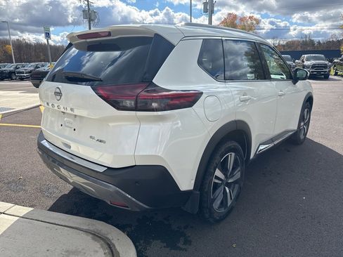 Used 2022 Nissan Rogue SL w/ SL Premium Package image 7