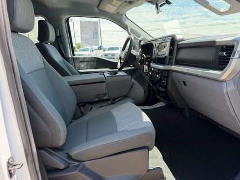 Used 2025 Ford F350 XLT AWD/4WD image 31