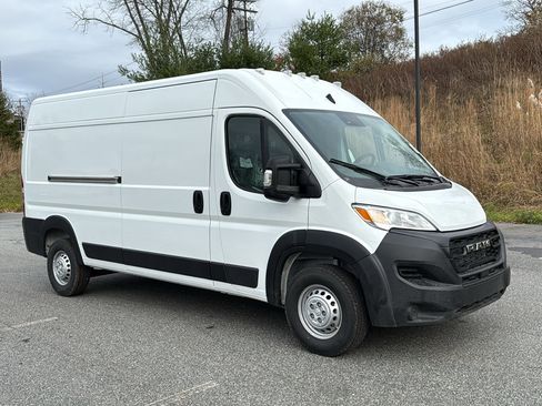 New 2026 RAM ProMaster 2500 image 2