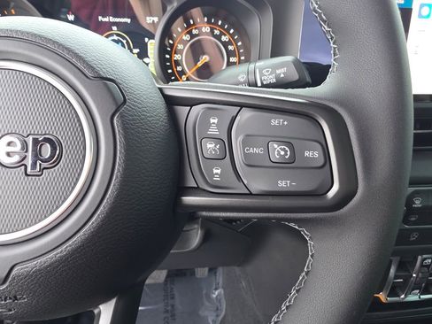 New 2026 Jeep Gladiator Sport image 17