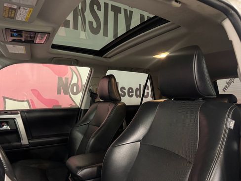 Used 2018 Toyota 4Runner Limited image 19