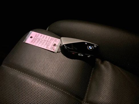 Certified 2025 BMW 740i 740i image 13