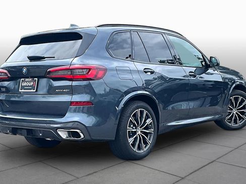 Used 2022 BMW X5 xDrive40i w/ M Sport Package AWD/4WD image 13