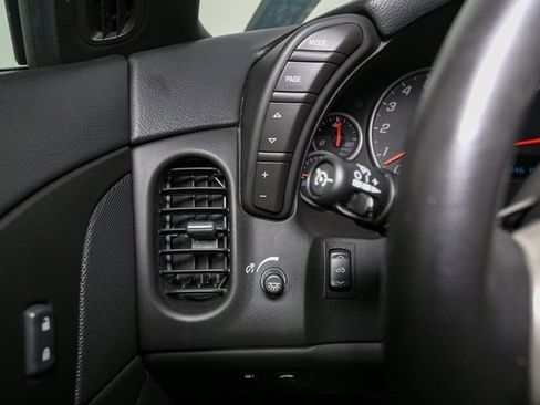 Used 2011 Chevrolet Corvette Grand Sport w/ Preferred Equipment Group image 28