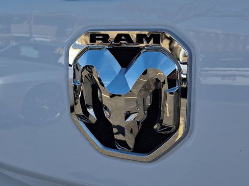 Used 2023 RAM 1500 Big Horn image 29