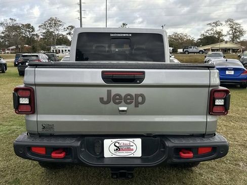Used 2020 Jeep Gladiator Rubicon image 5