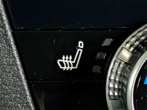 Used 2022 Mitsubishi Outlander SEL image 29