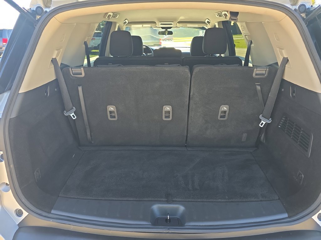 Used 2023 Nissan Pathfinder S AWD/4WD image 12