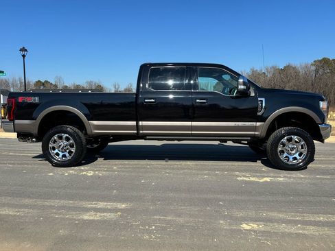Used 2020 Ford F350 King Ranch w/ King Ranch Ultimate Package image 4