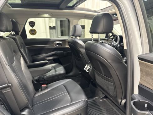 Certified 2023 Kia Sorento X-Line EX AWD/4WD image 31