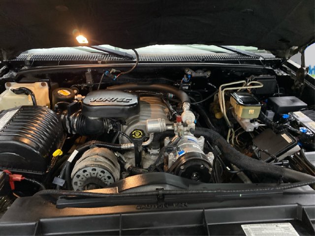 Used 1998 Chevrolet Silverado 3500 4x4 Extended Cab w/ Preferred Equipment Group 2 image 13