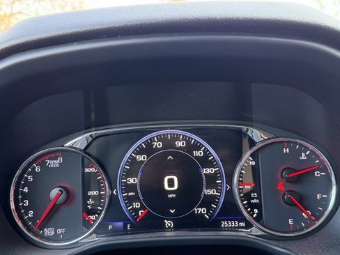 Used 2023 GMC Acadia Denali image 15