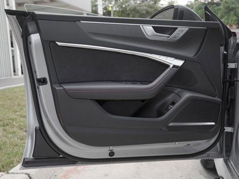 New 2025 Audi RS 7 Performance image 14