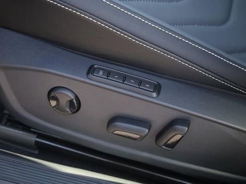 New 2026 Volkswagen Jetta SEL image 13