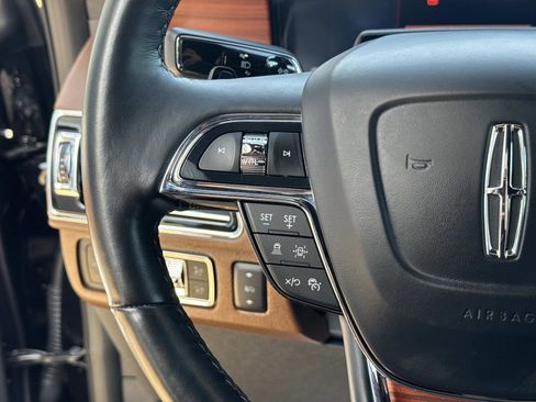 Used 2024 Lincoln Navigator L Reserve image 33