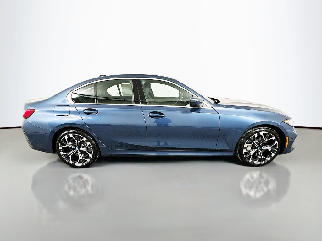 Used 2026 BMW 330i Sedan w/ Convenience Package RWD image 4