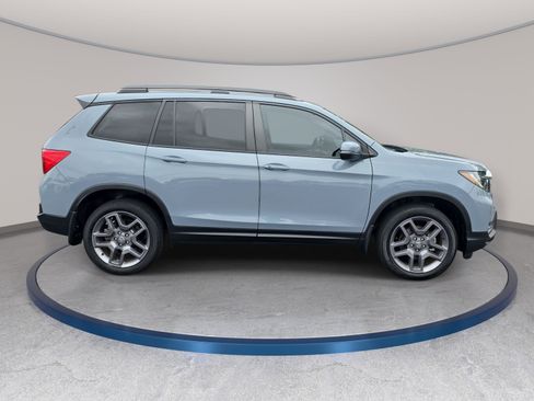 Used 2023 Honda Passport EX-L image 4