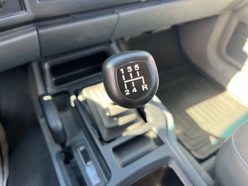 Used 1996 Jeep Cherokee 4WD 4-Door image 23