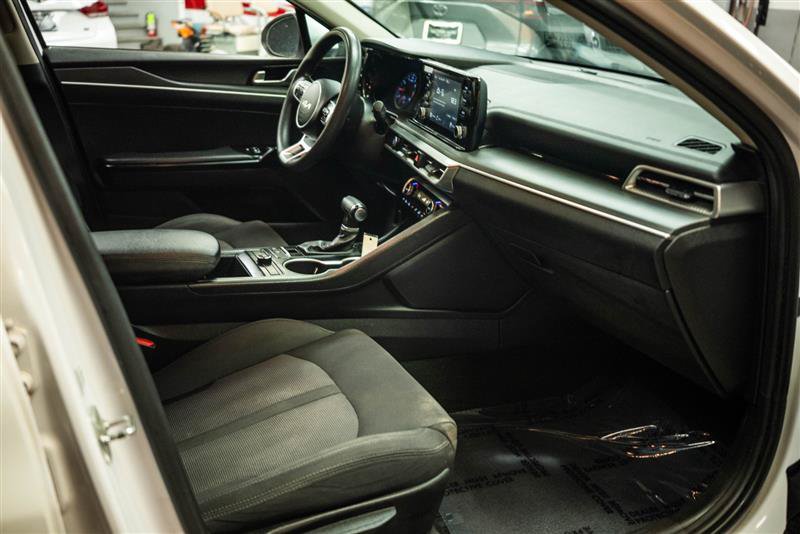 Used 2022 Kia K5 LXS FWD image 13