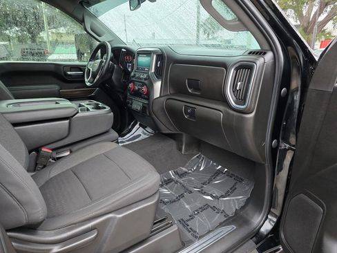 Used 2022 Chevrolet Silverado 2500 LT w/ Convenience Package image 34