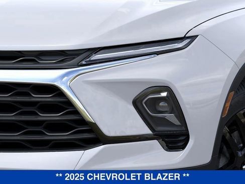 New 2025 Chevrolet Blazer LT w/ Sound & Technology Package image 11