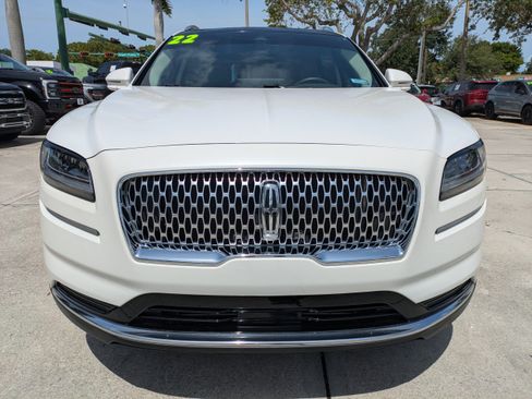 Used 2022 Lincoln Nautilus Reserve FWD image 8