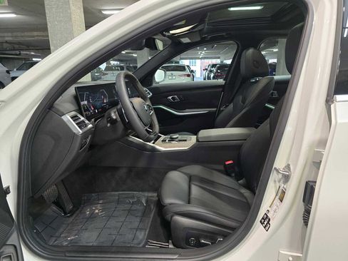 Used 2025 BMW 330i xDrive 330i xDrive w/ Premium Package image 24