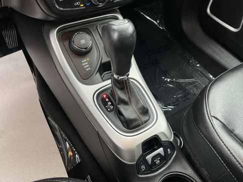 Used 2019 Jeep Compass Latitude AWD/4WD image 22