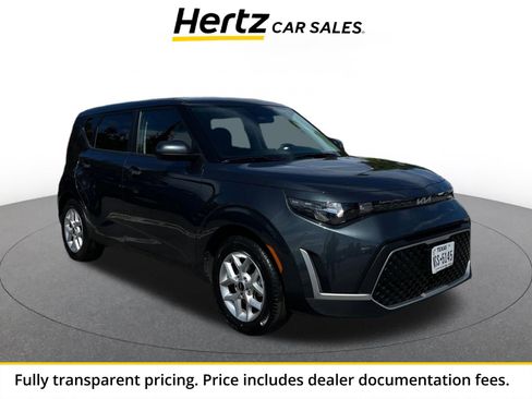Used 2025 Kia Soul LX w/ LX Technology Package FWD image 1