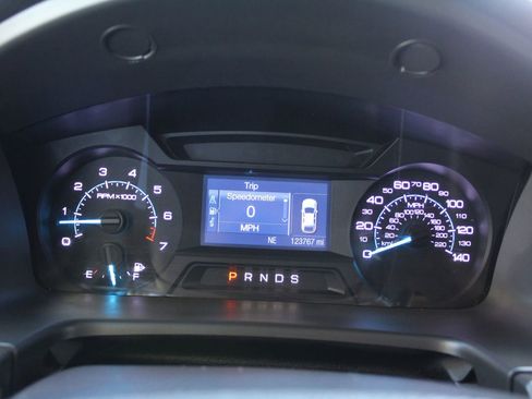 Used 2019 Ford Flex SE image 14