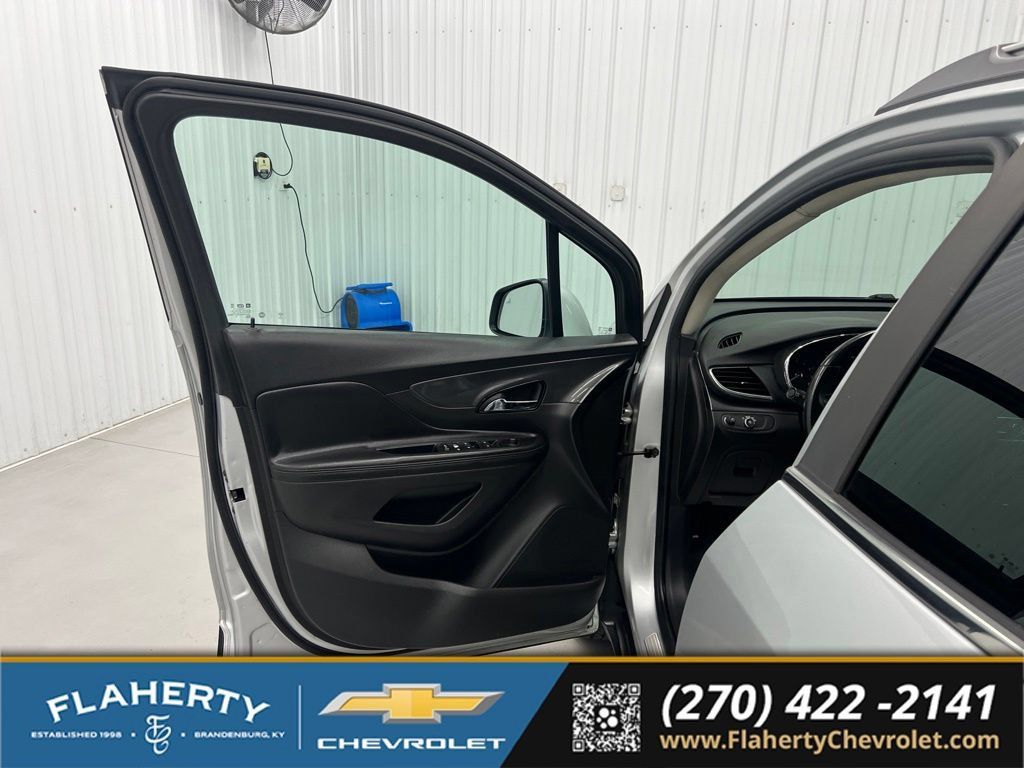 Used 2019 Buick Encore Preferred w/ Safety Package FWD image 8