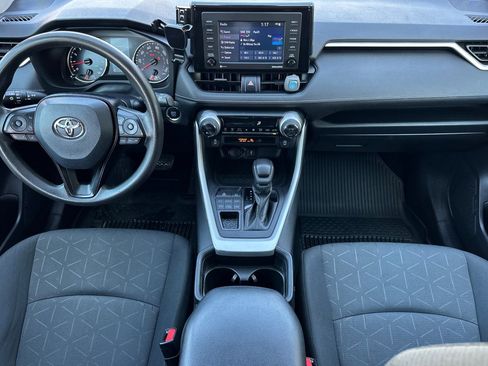Used 2021 Toyota RAV4 XLE AWD/4WD image 13