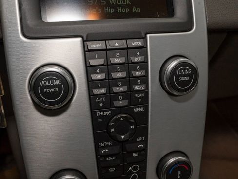 Used 2011 Volvo S40 T5 image 12