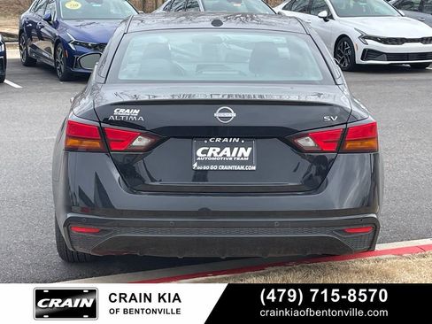 Used 2024 Nissan Altima 2.5 SV image 6